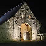 La Pierre Du Bonheur Maison De Village De 2 à 8 Personnes Saint-Denis-dʼAnjou