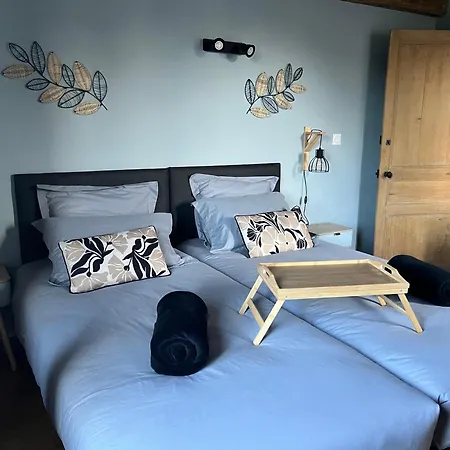 La Pierre Du Bonheur Maison De Village De 2 à 8 Personnes *