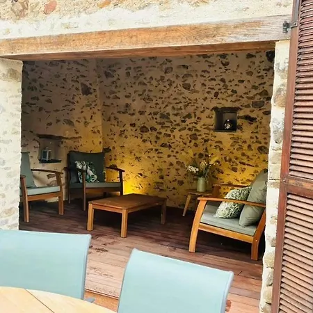 La Pierre Du Bonheur Maison De Village De 2 A 8 Personnes Saint-Denis-dʼAnjou