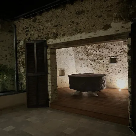 La Pierre Du Bonheur Maison De Village De 2 A 8 Personnes Prázdninový dům Saint-Denis-dʼAnjou