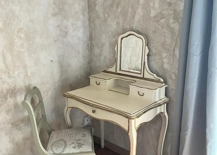 La Pierre Du Bonheur Maison De Village De 2 A 8 Personnes بيت للعطل *