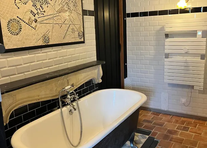 La Pierre Du Bonheur Maison De Village De 2 A 8 Personnes * Saint-Denis-dʼAnjou